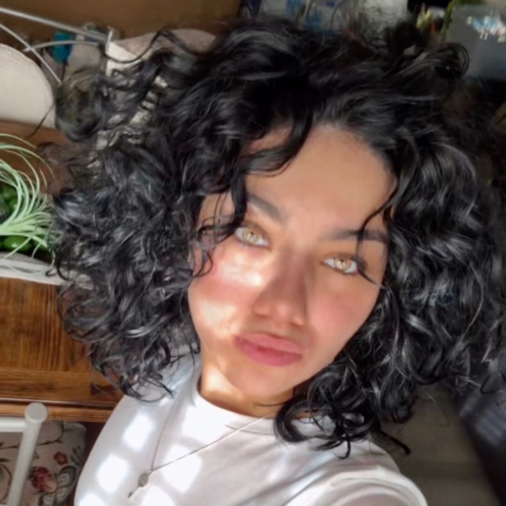 Meet your Posher, Celine